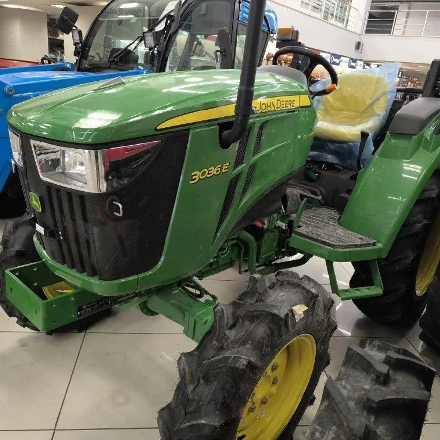 Трактор John Deere 3036 E